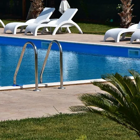 La Terra Nostra Corinth