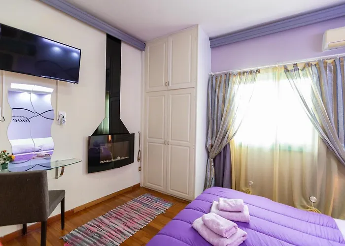 La Terra Nostra Corinth